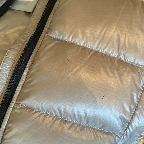 Canada Goose Cypress puffer Vest - Picture 9 of 12